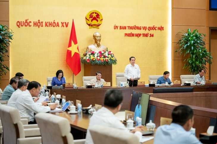 Comité Permanente de la Asamblea Nacional de Vietnam comienza su 34ª