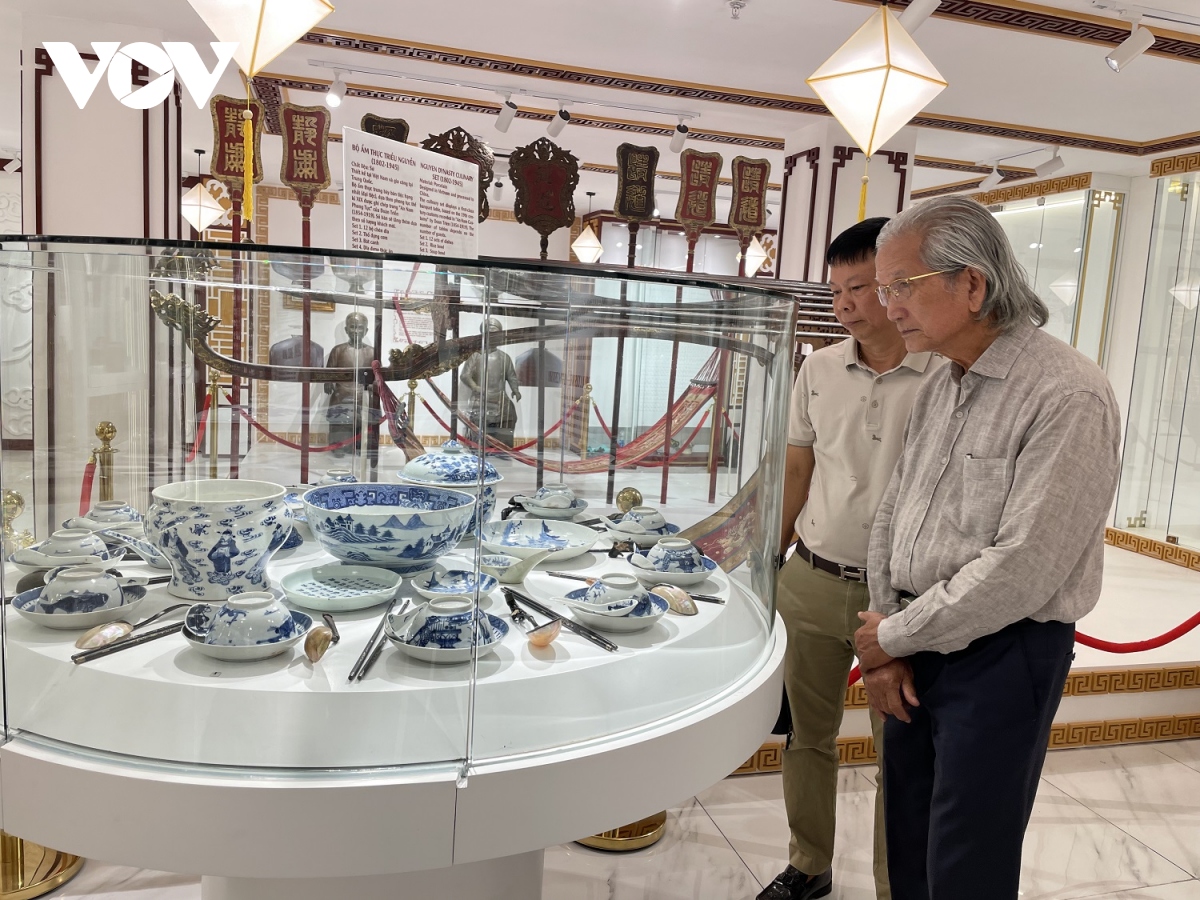 Precious items of Vietnam’s 54 ethnic groups, Nguyen dynasty on display