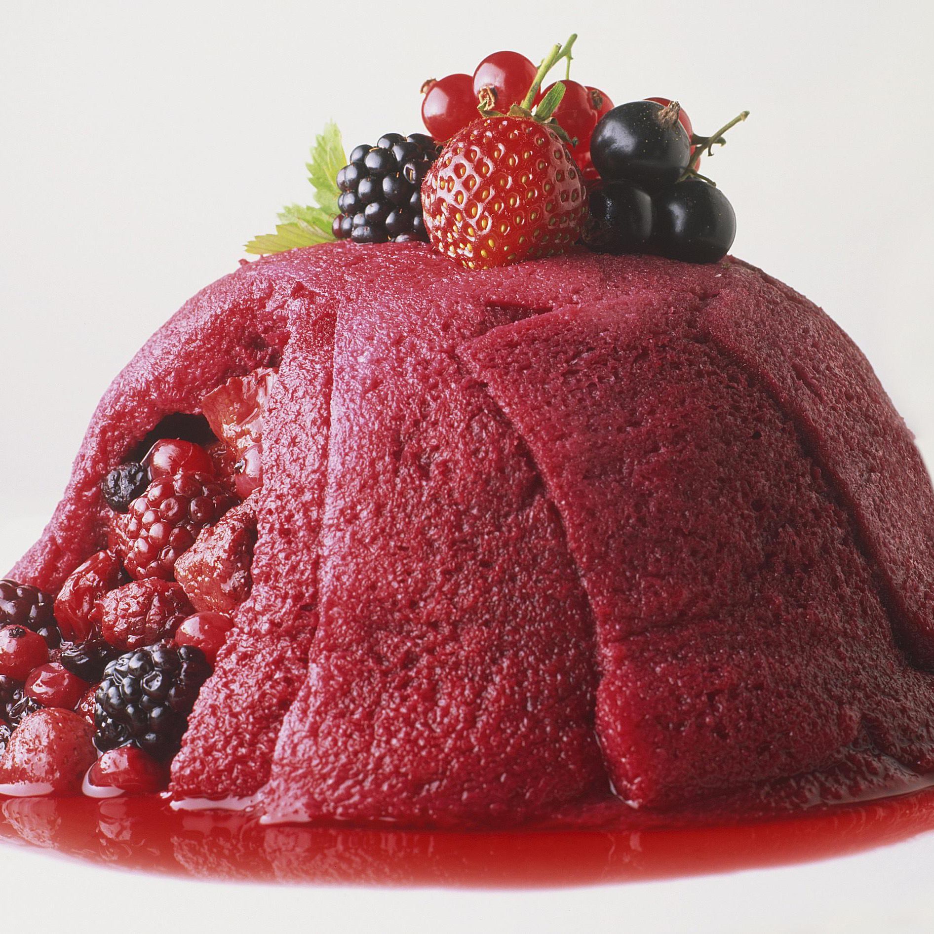 Summer fruit pudding