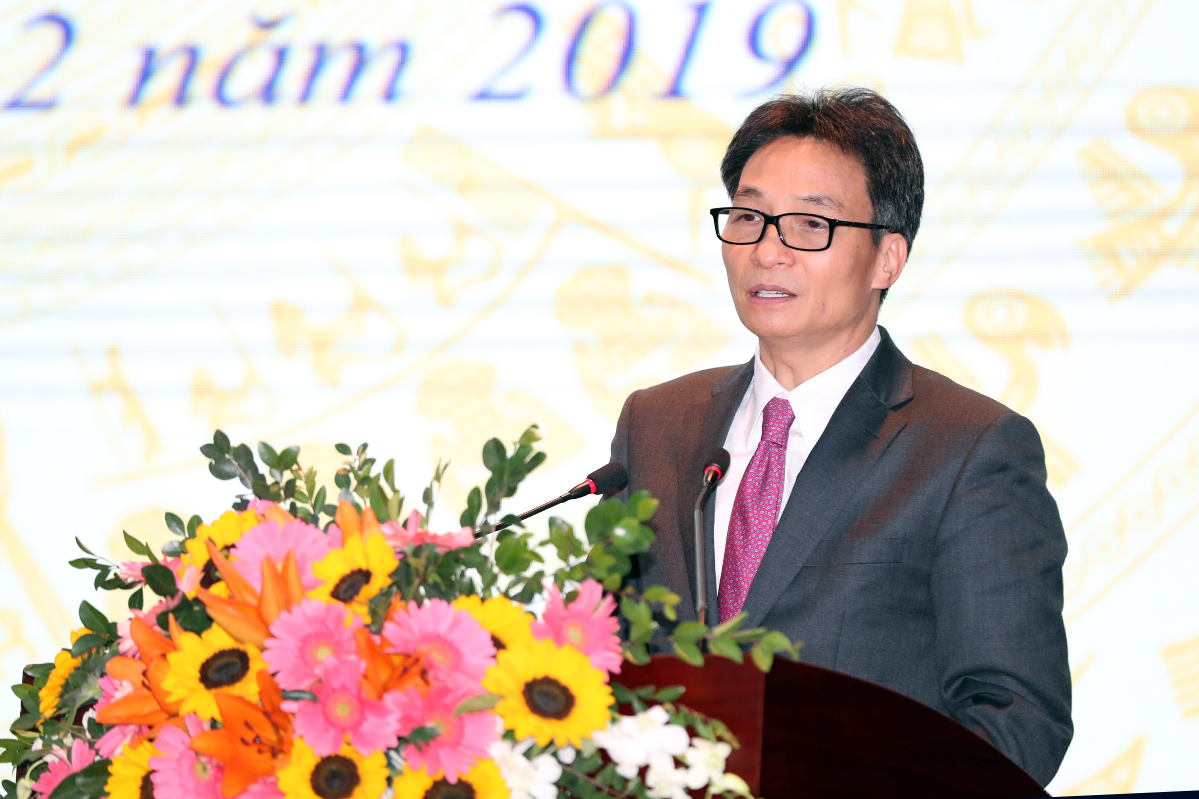 Deputy PM Vu Duc Dam urges development of “culture industry”