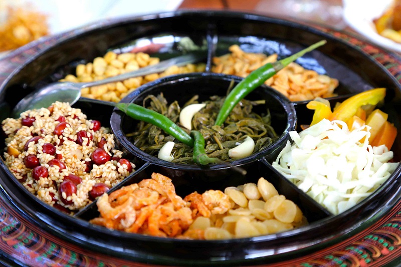 Burmese Tea Leaf Salad