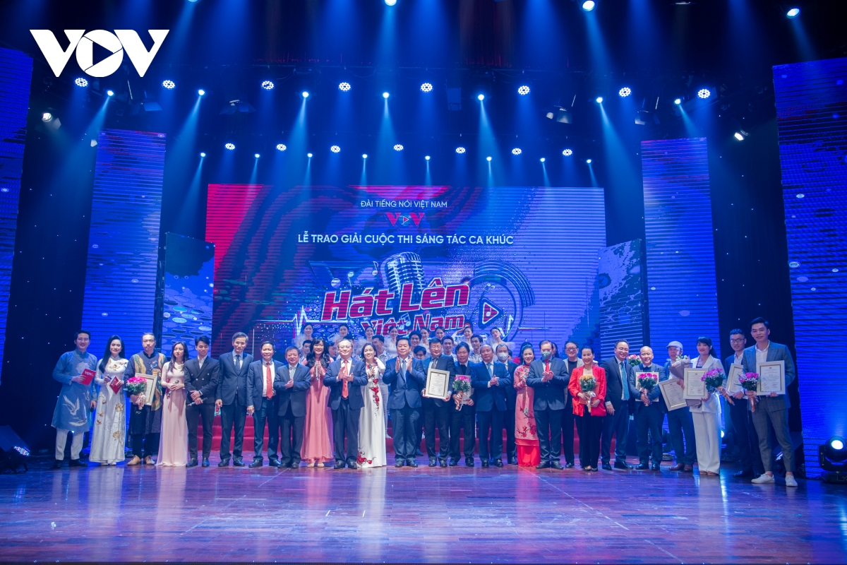 “Let’s sing Vietnam” songwriting contest highlights national pride