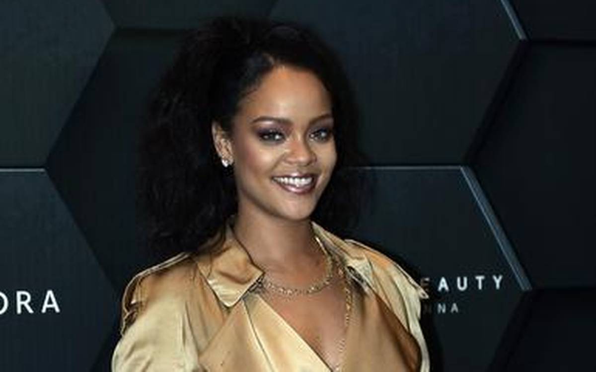 Singer Rihanna is officially a billionaire, Forbes says