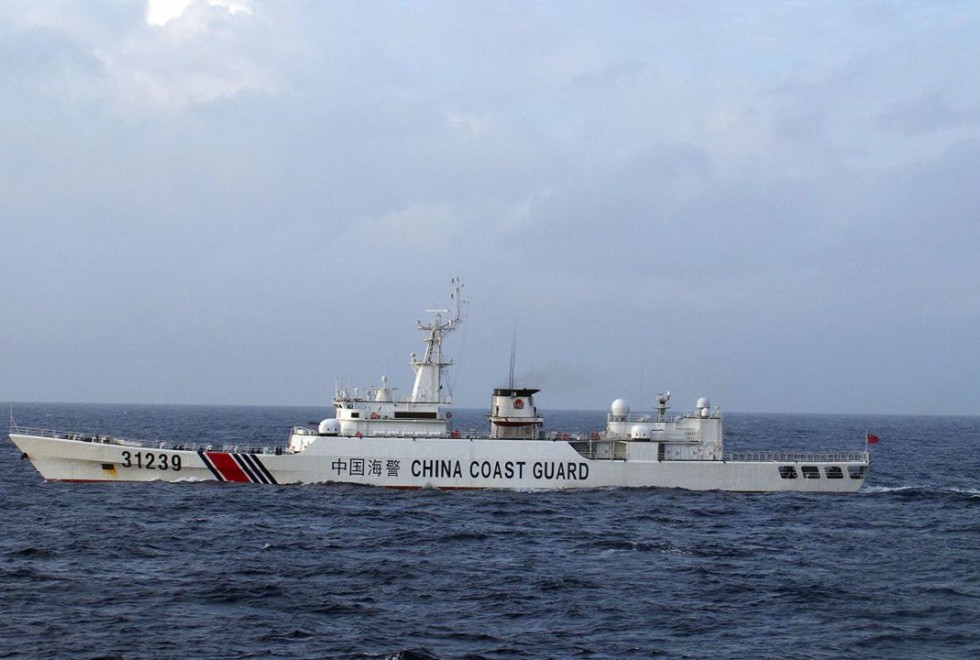 Chinese vessels sail around Senkaku islands for 10th consecutive day