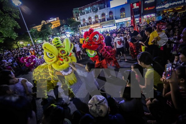 Foreigners celebrate Vietnam’s traditional Lunar New Year festival